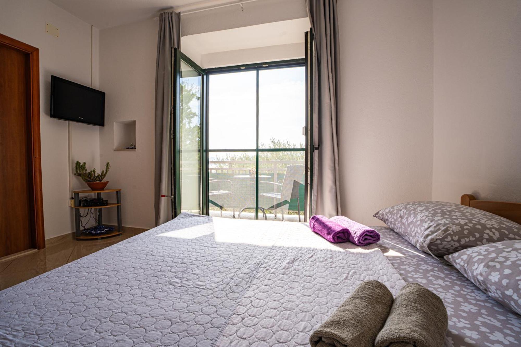 Apartmani Kremena Klek Bagian luar foto