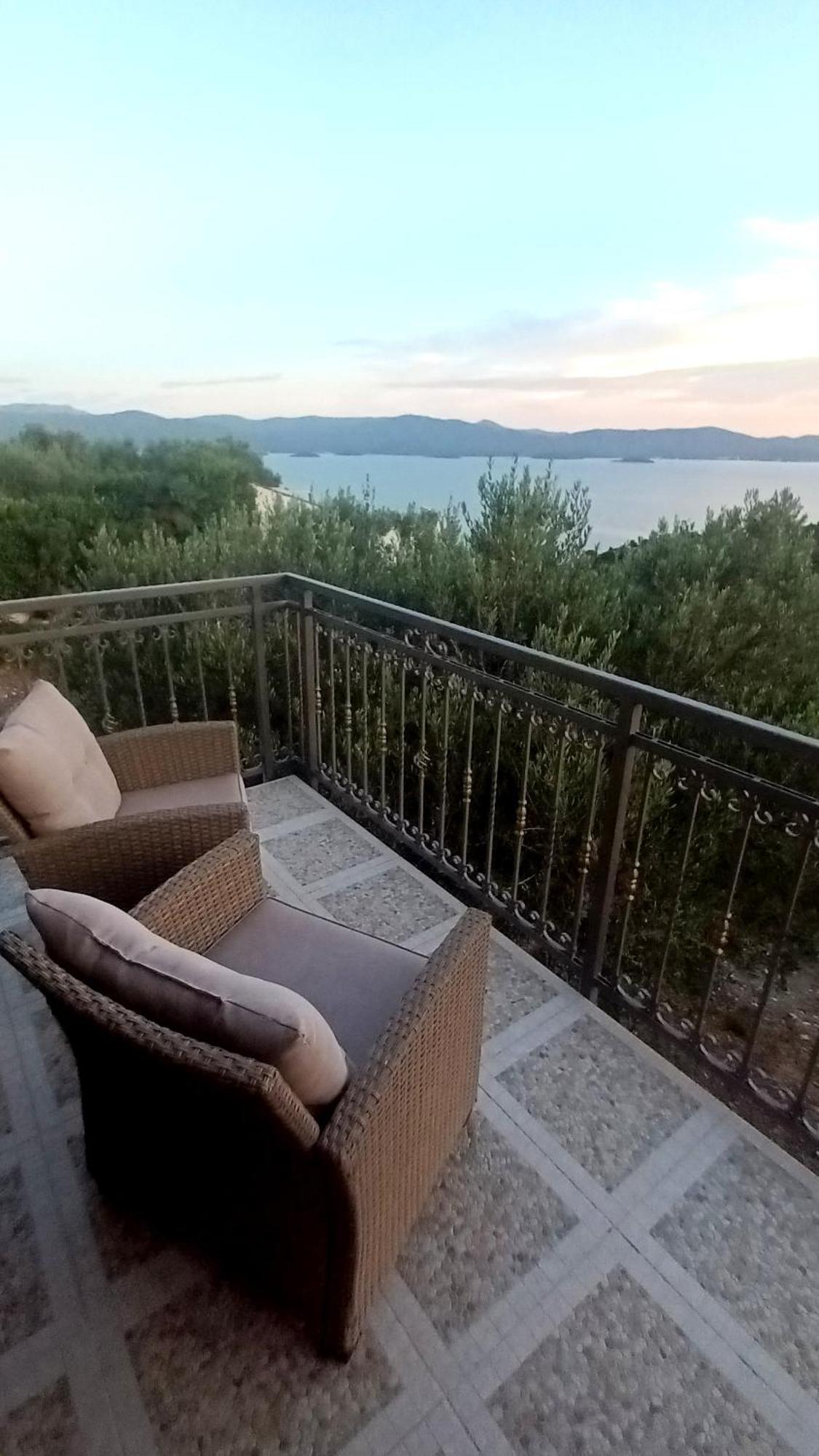 Apartmani Kremena Klek Bagian luar foto