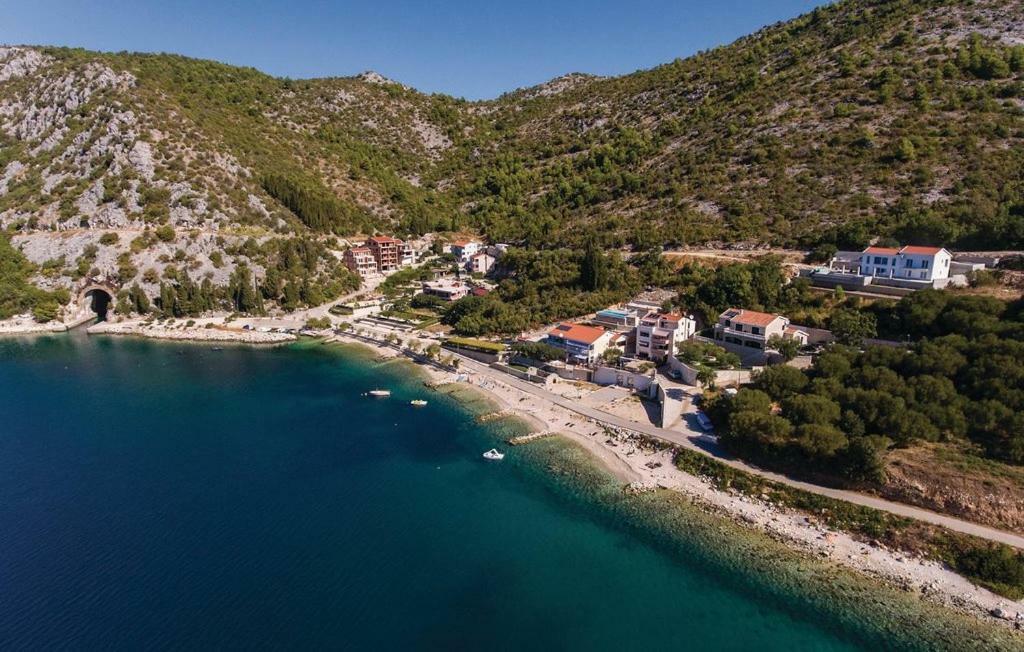 Apartmani Kremena Klek Bagian luar foto